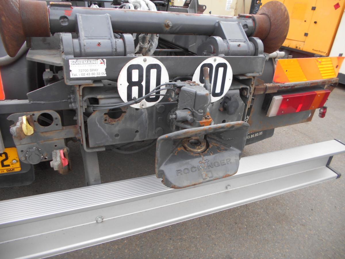 Haakarmsysteem vrachtwagen MAN 19.343