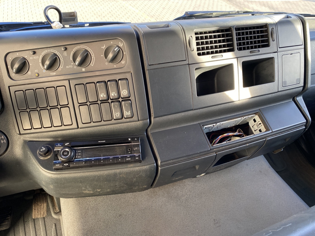 Haakarmsysteem vrachtwagen MAN TGA 33.390 6x6 BB