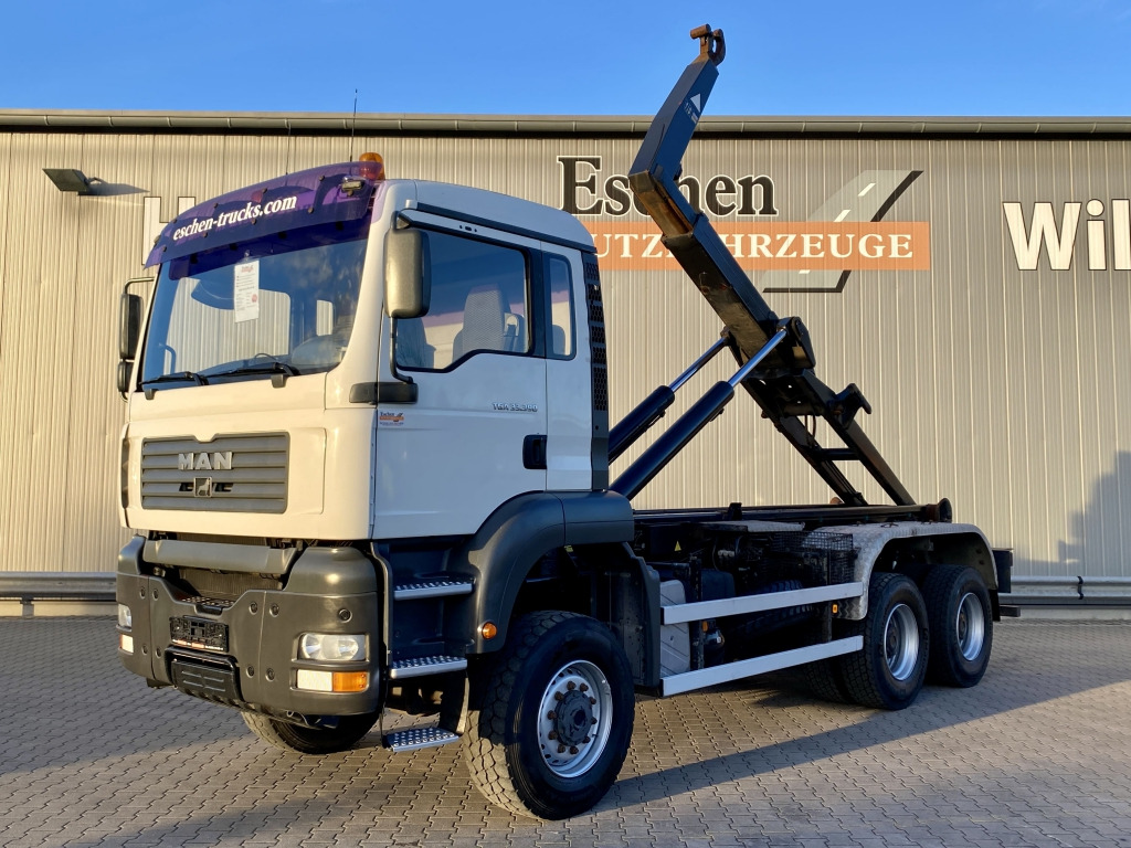 Haakarmsysteem vrachtwagen MAN TGA 33.390 6x6 BB