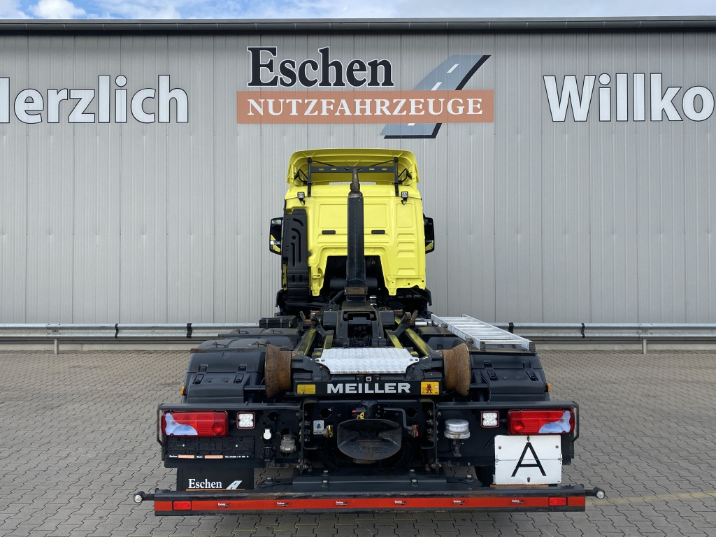 Haakarmsysteem vrachtwagen MAN TGS 26.470 6x2-2 BL