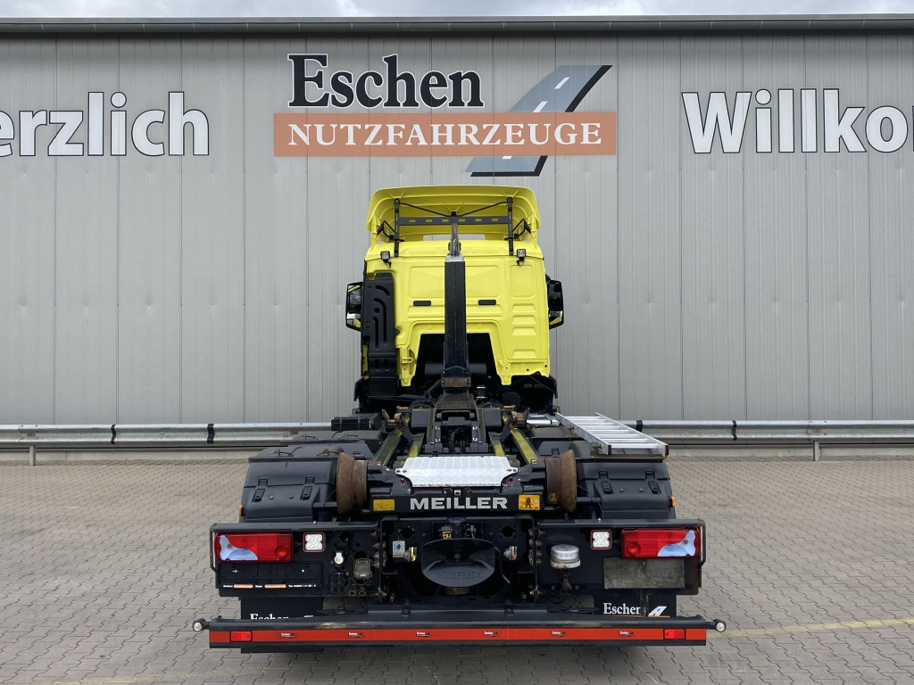 Haakarmsysteem vrachtwagen MAN TGS 26.470 6x2-4 BL