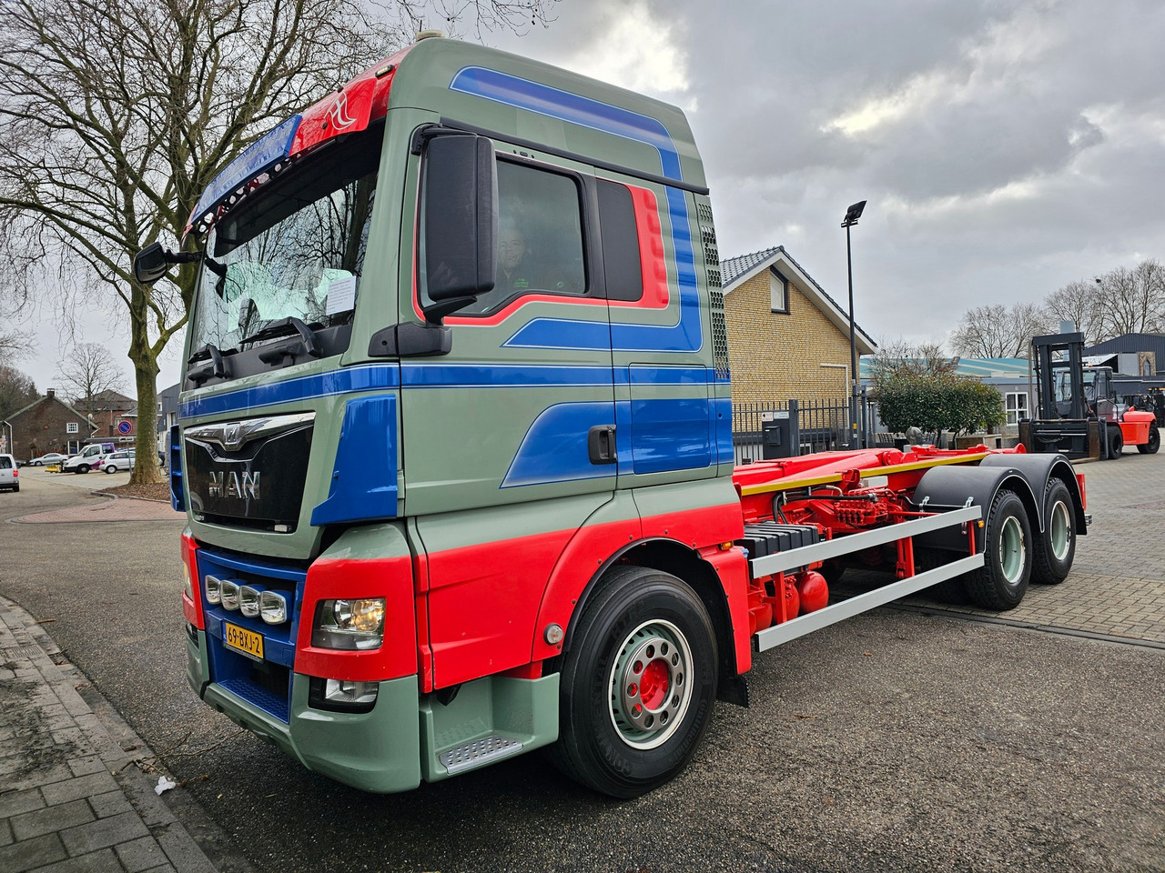 Haakarmsysteem vrachtwagen MAN TGX 26.560 XLX 6X4