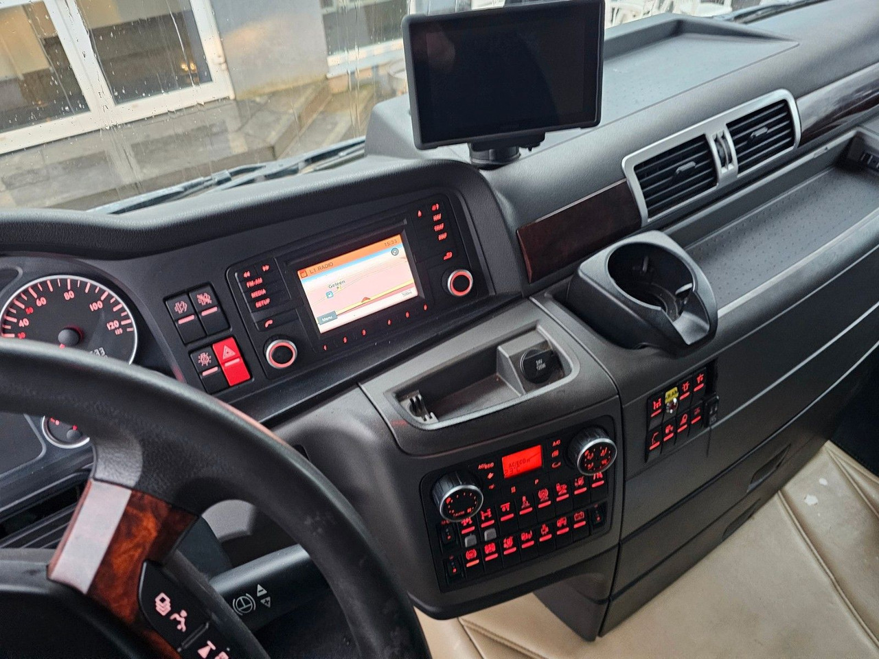 Haakarmsysteem vrachtwagen MAN TGX 26.560 XLX 6x4 Abrollkipper