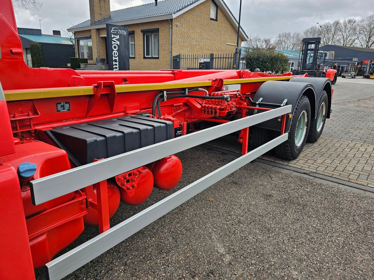Haakarmsysteem vrachtwagen MAN TGX 26.560 XLX 6x4 Abrollkipper