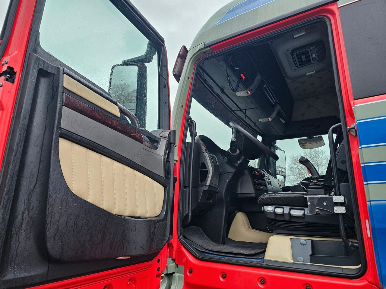 Haakarmsysteem vrachtwagen MAN TGX 26.560 XLX 6x4 Abrollkipper