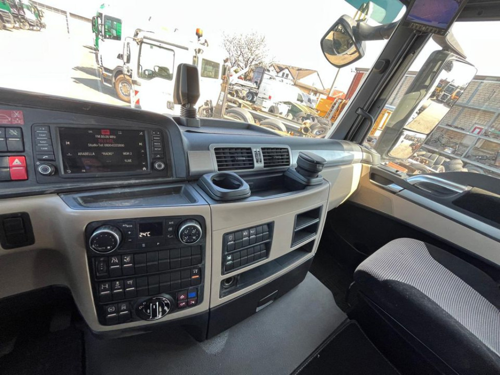 Haakarmsysteem vrachtwagen MAN TG-S 26.420 6x2 Abrollkipper