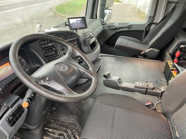 Haakarmsysteem vrachtwagen Mercedes Actros 2544