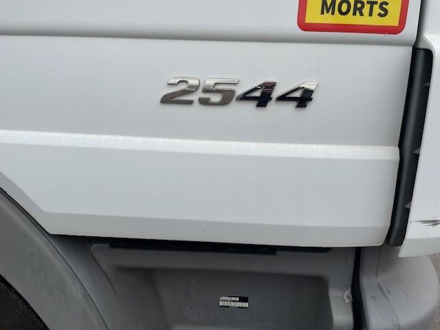 Haakarmsysteem vrachtwagen Mercedes Actros 2544