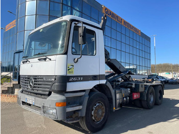 Haakarmsysteem vrachtwagen Mercedes Actros 2631