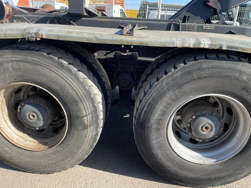 Haakarmsysteem vrachtwagen Mercedes Actros 2631