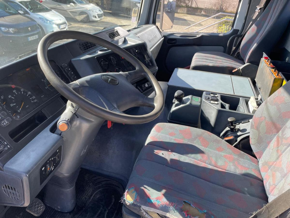 Haakarmsysteem vrachtwagen Mercedes Actros 2631