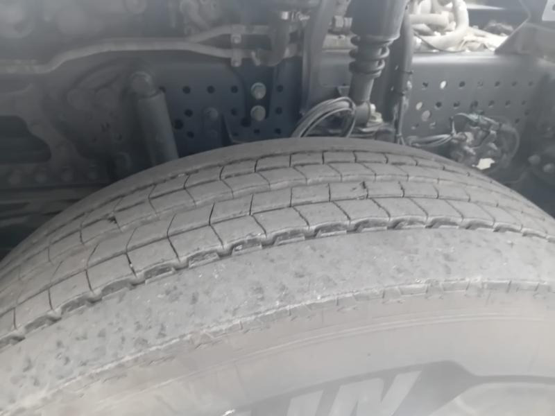 Haakarmsysteem vrachtwagen Mercedes Antos 2643