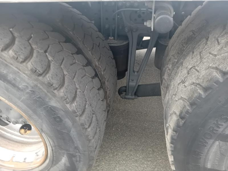 Haakarmsysteem vrachtwagen Mercedes Antos 2643