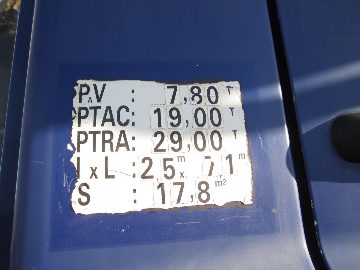 Haakarmsysteem vrachtwagen Mercedes Atego 1823