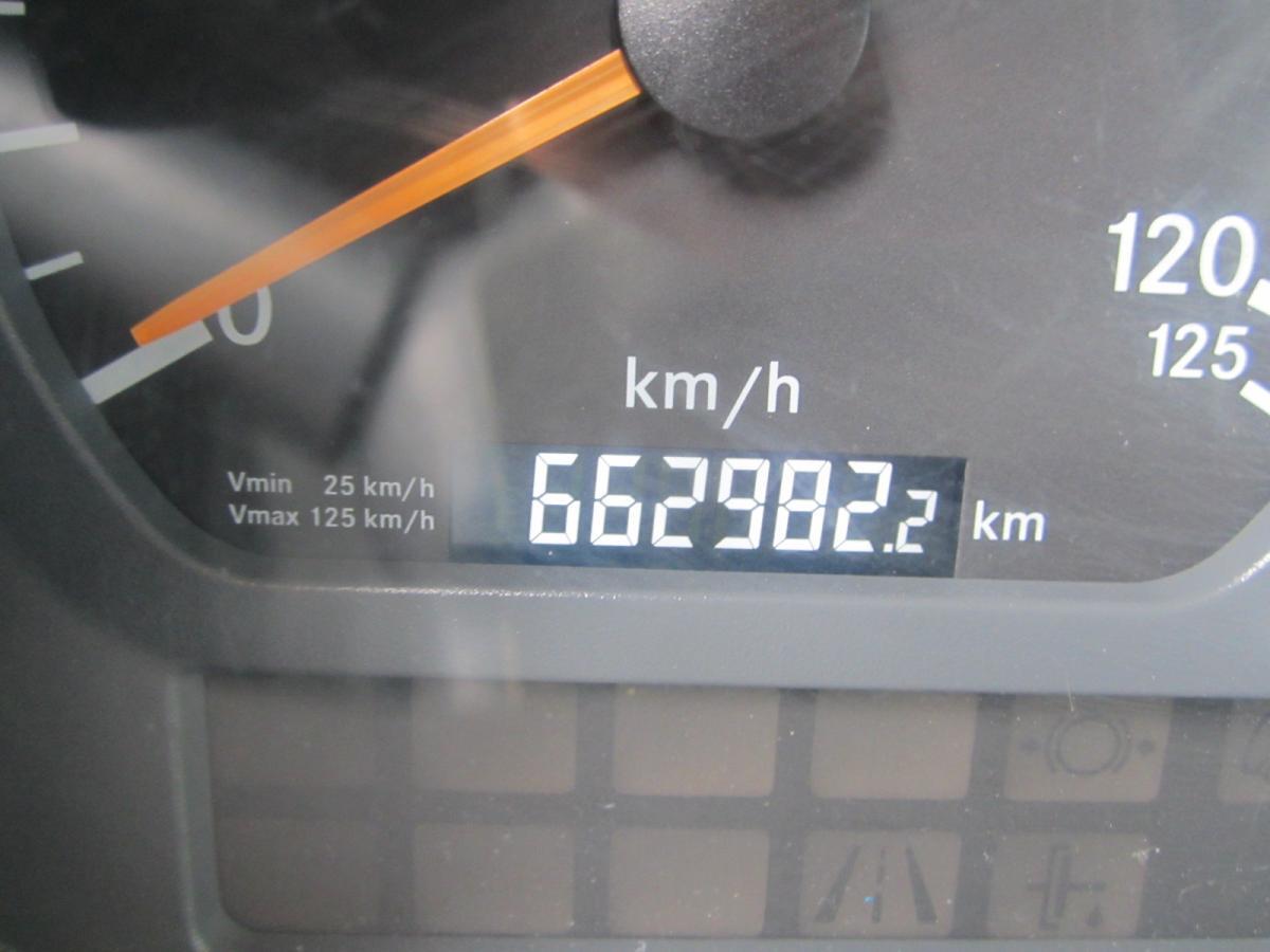 Haakarmsysteem vrachtwagen Mercedes Axor 3236