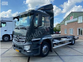 Haakarmsysteem vrachtwagen Mercedes-Benz ANTOS 1924
