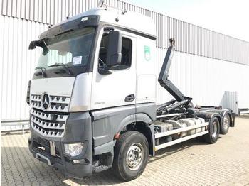 Haakarmsysteem vrachtwagen Mercedes-Benz Arocs 2545 L 6x2 Arocs 2545 L 6x2, Hiab Multilift, StreamSpace, Bi Xenon