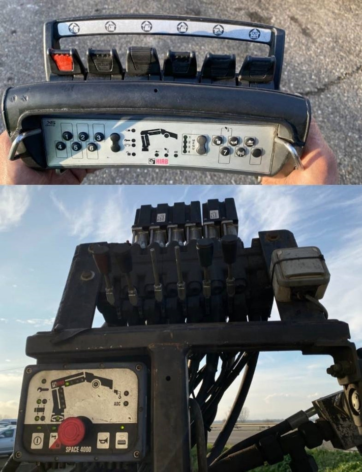 Haakarmsysteem vrachtwagen Scania P360/HYVALIFT/HIAB 144B a réparer