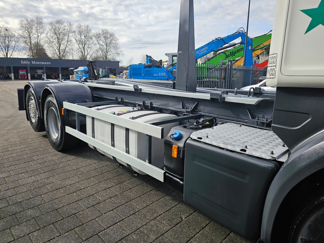 Haakarmsysteem vrachtwagen Scania R490 Highline 6x2