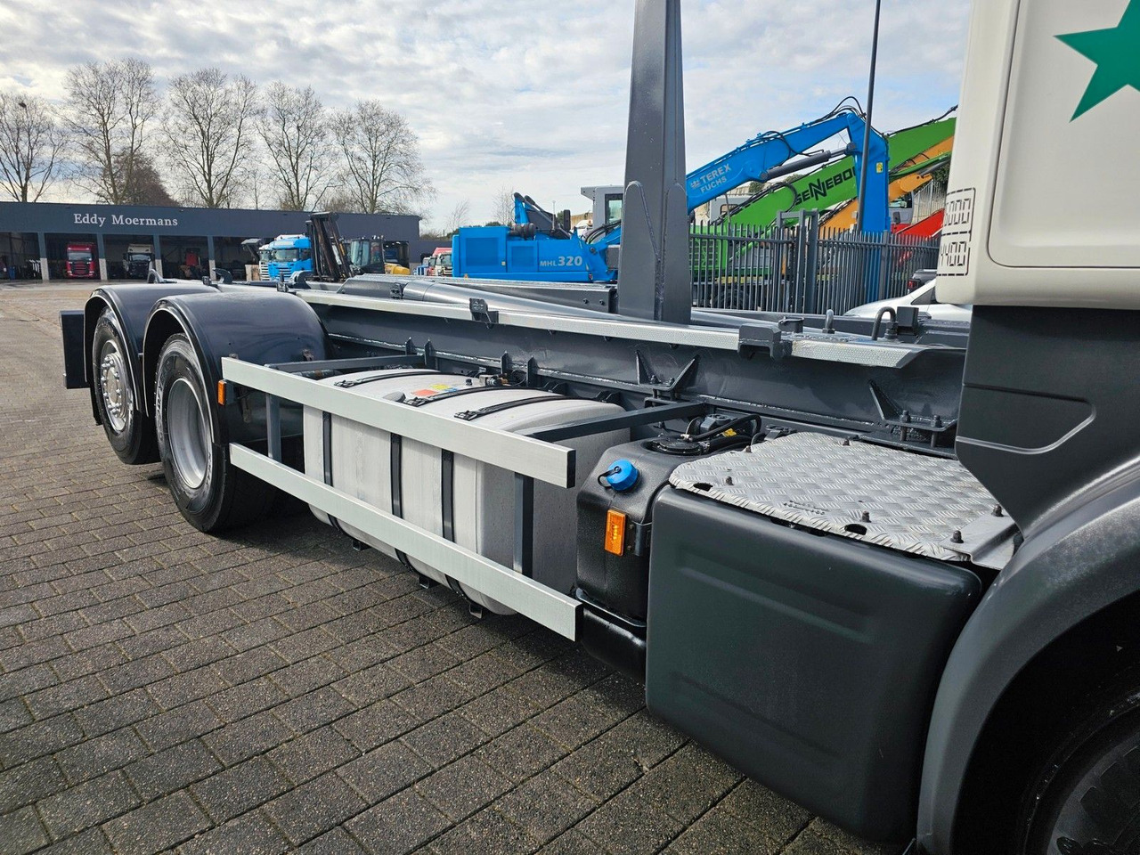 Haakarmsysteem vrachtwagen Scania R490 Highline Abrollkipper