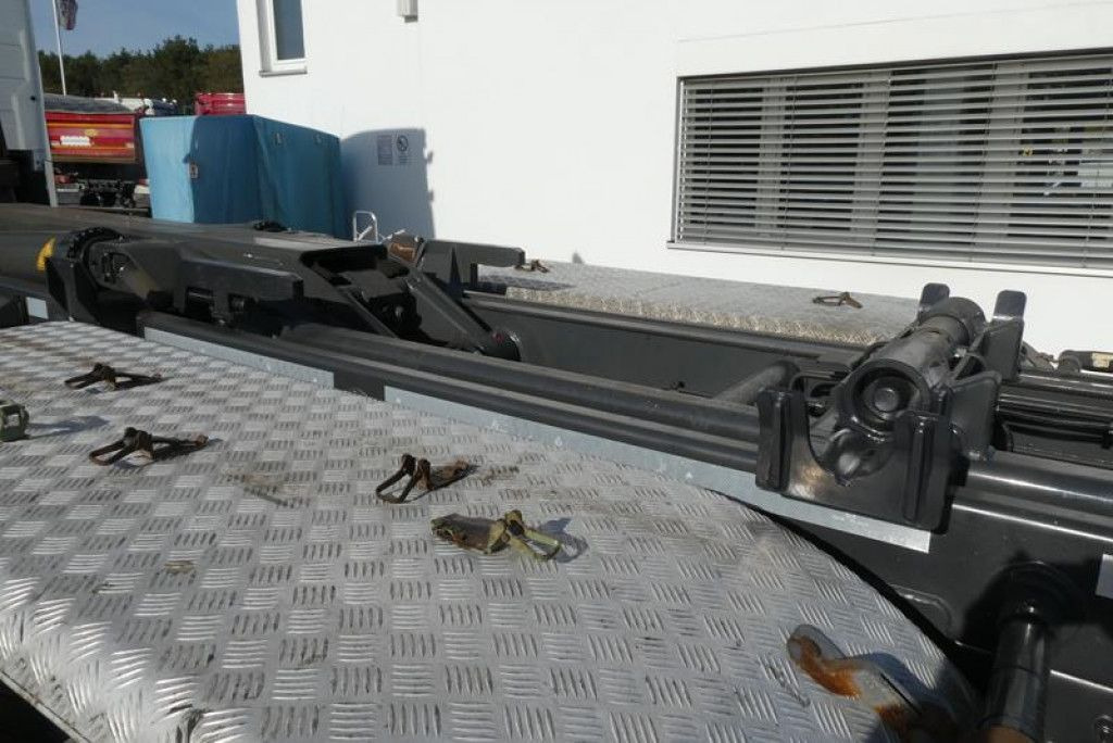 Haakarmsysteem vrachtwagen Volvo FH 460 Abrollkipper Meiller 20.70, Funk
