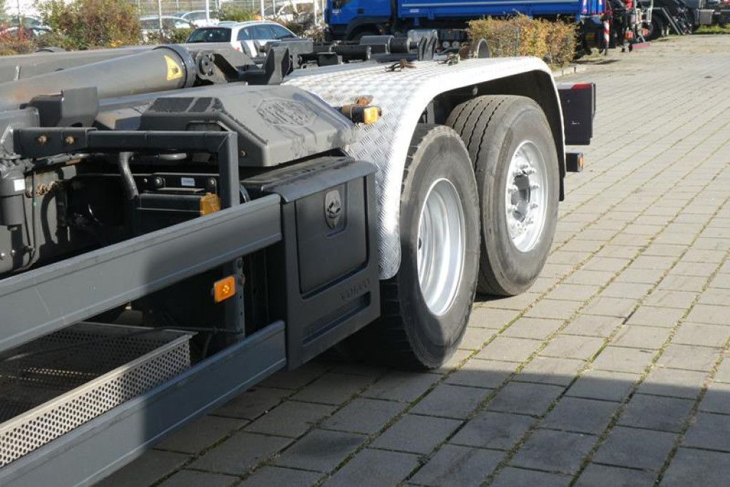 Haakarmsysteem vrachtwagen Volvo FH 460 Abrollkipper Meiller 20.70, Funk