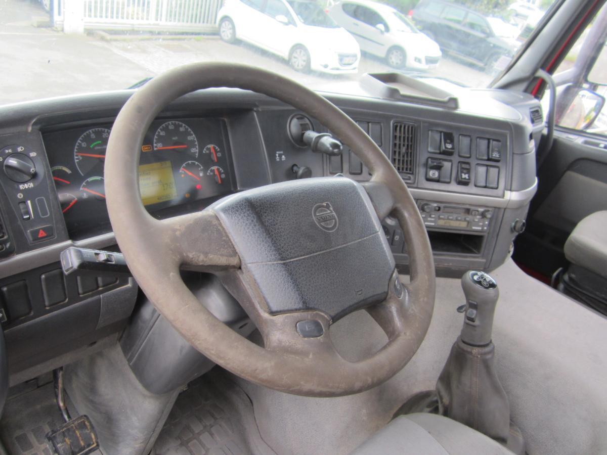 Haakarmsysteem vrachtwagen Volvo FM12 380