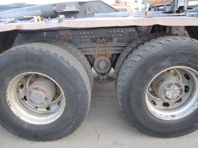 Haakarmsysteem vrachtwagen Volvo FM 400