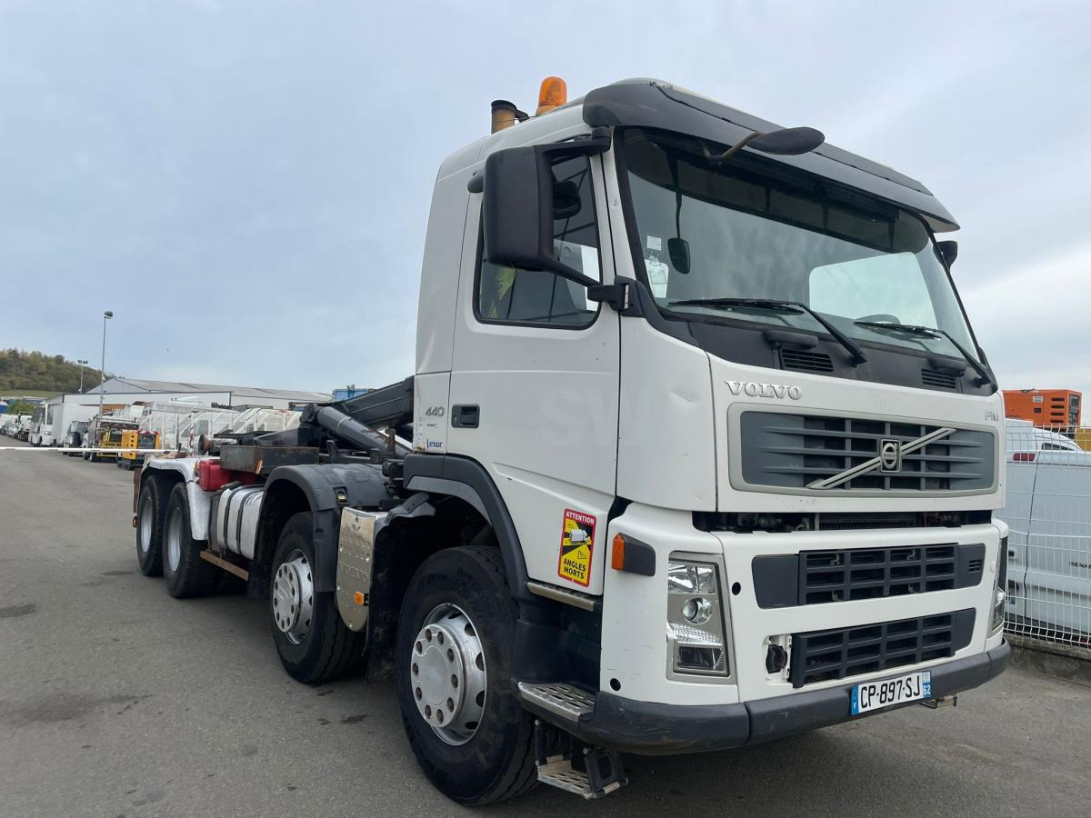 Haakarmsysteem vrachtwagen Volvo FM 440