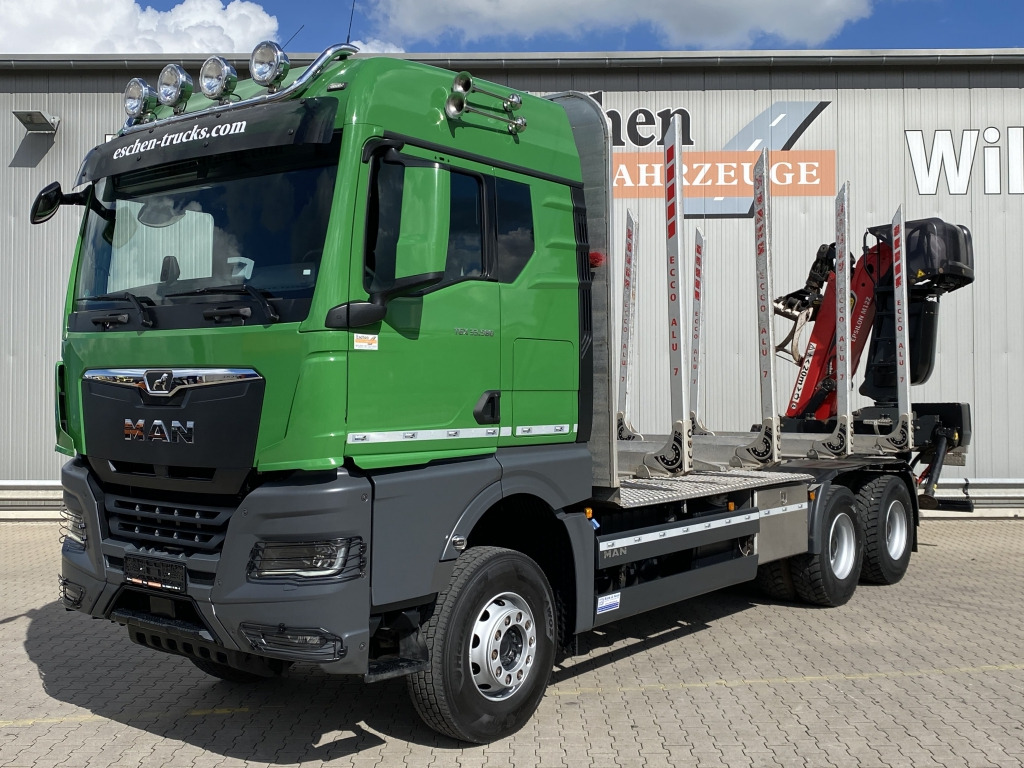 Houttransport MAN TGX 33.580 6x4 BB Kurzholzaufbau / Kran