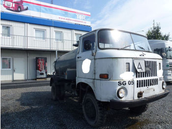 IFA Saug-und Spülwagen  - vrachtwagen