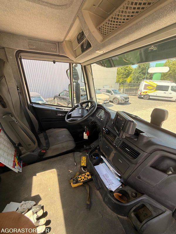 Vrachtwagen IVECO STRALIS MULTIBENNE 4x2 - 2015 / 61000KM