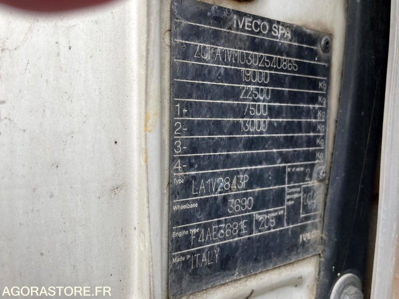 Vrachtwagen Iveco 190EL28 19t citerne - 2008 - 640748kms - export only
