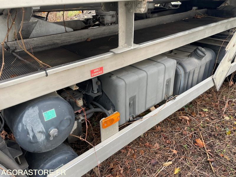 Vrachtwagen Iveco 190EL28 19t citerne - 2008 - 640748kms - export only