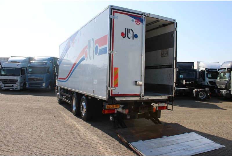 Koelwagen vrachtwagen Iveco Stralis 6X2 EURO 5 + CARRIER + LIFT: afbeelding 3