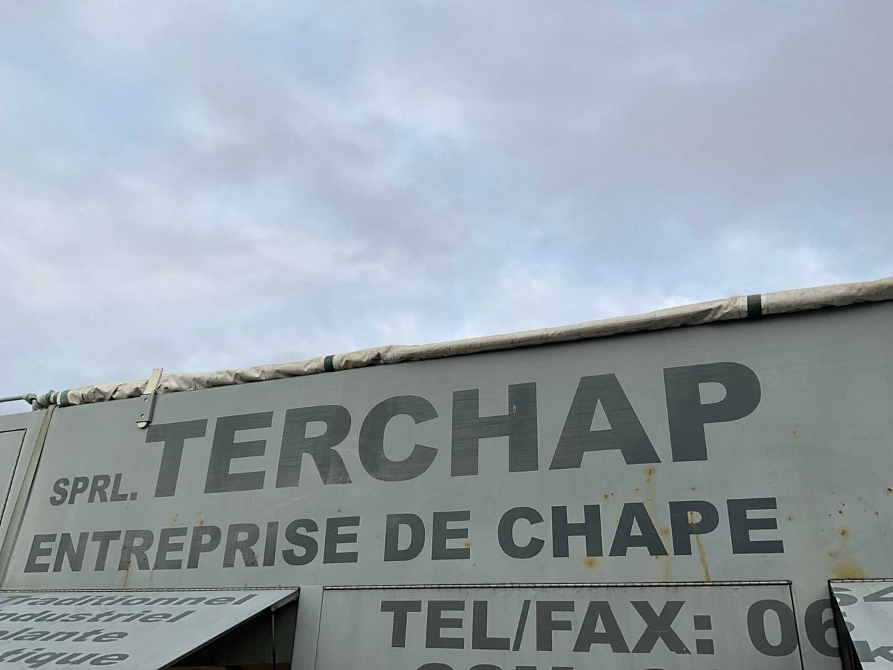 Vrachtwagen KWB P-393-STI-H3 CHAPEOPLEGGER