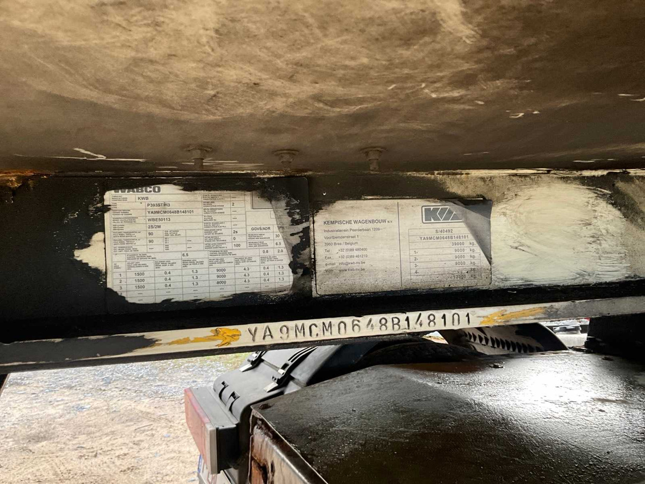 Vrachtwagen KWB P-393-STI-H3 CHAPEOPLEGGER