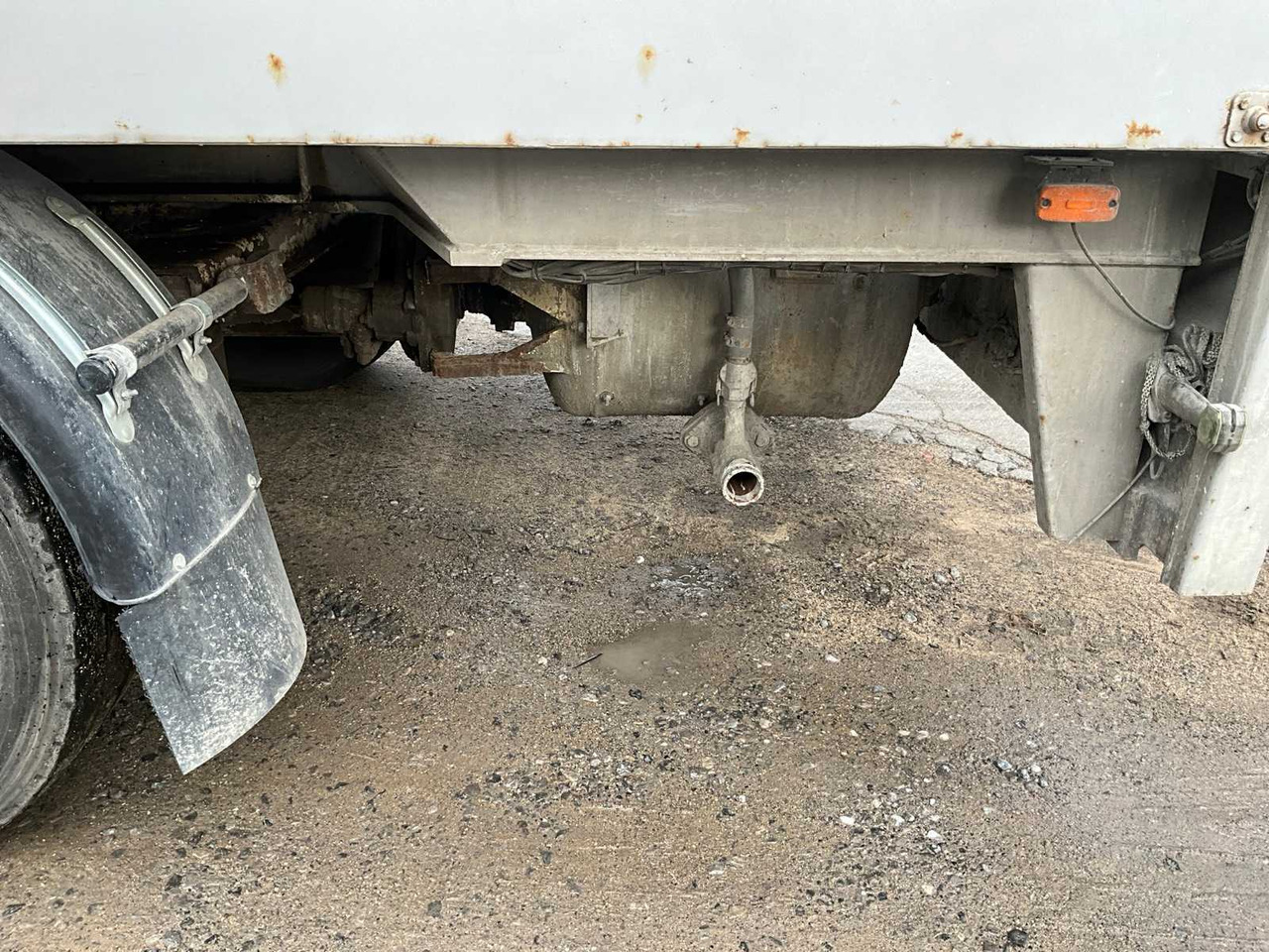 Vrachtwagen KWB P-393-STI-H3 CHAPEOPLEGGER