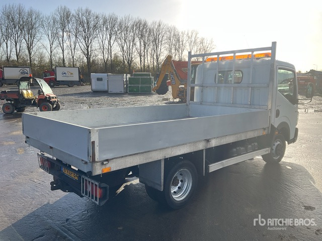 Kipper vrachtwagen 2012 Renault Maxity 4x2 Dump Truck: Light Duty