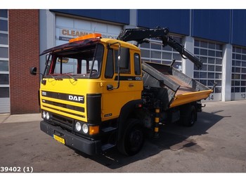 Kipper vrachtwagen DAF 1700 Hiab 7 ton/meter laadkraan