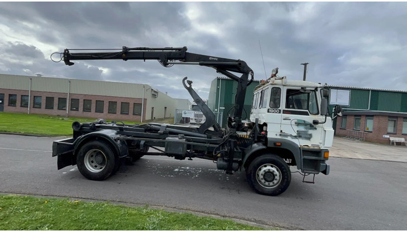 Kipper vrachtwagen DAF 1900 FA 1900 4x4