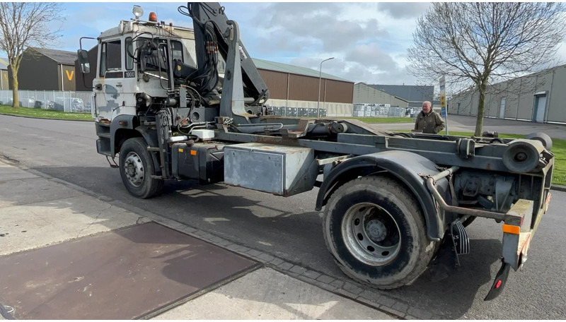 Kipper vrachtwagen DAF 1900 FA 1900 4x4