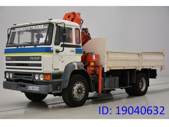 Kipper vrachtwagen DAF 2300 Turbo