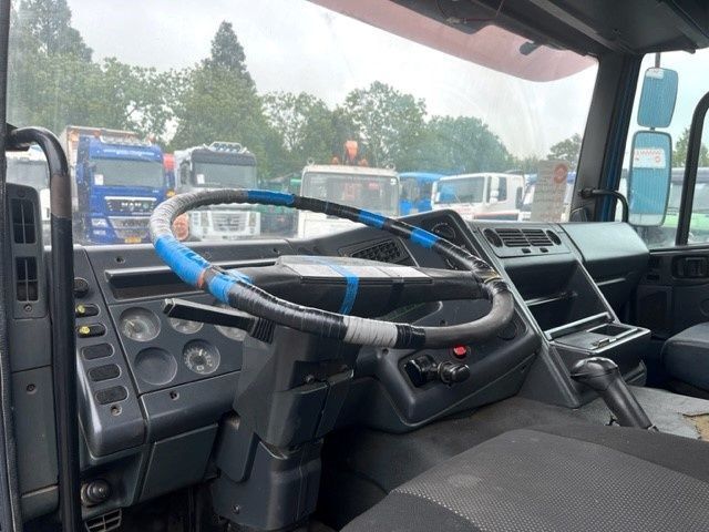 Kipper vrachtwagen DAF 65.210 ATI 4x2 FULL STEEL KIPPER (EURO 2 / MANUAL GEARBOX / FULL STEEL SUSPENSION / P.T.O.)
