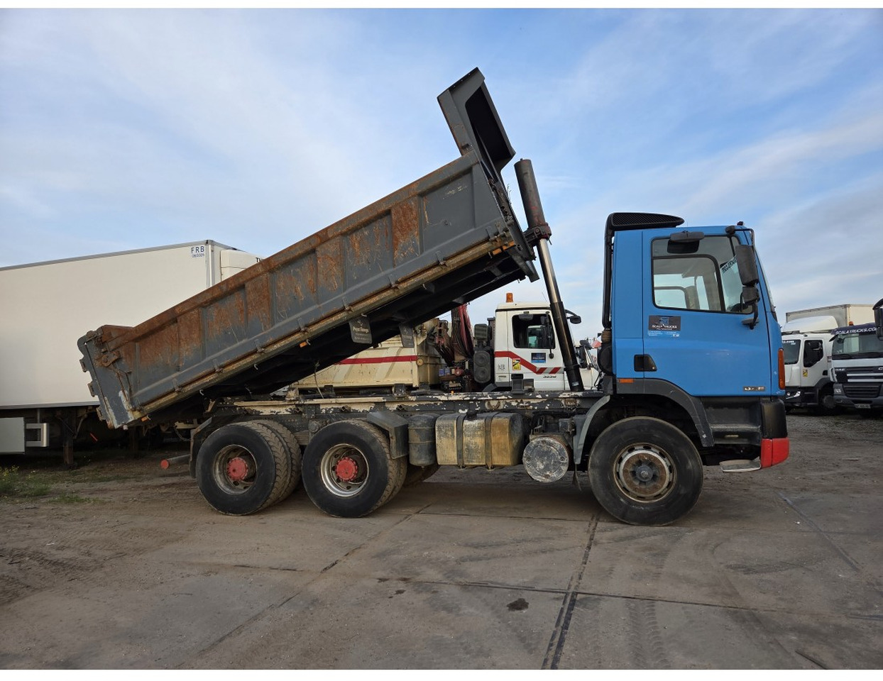Kipper vrachtwagen DAF 85 400 ATI 6x4 Tipper