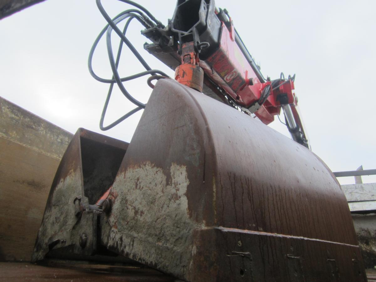 Kipper vrachtwagen DAF CF85 410