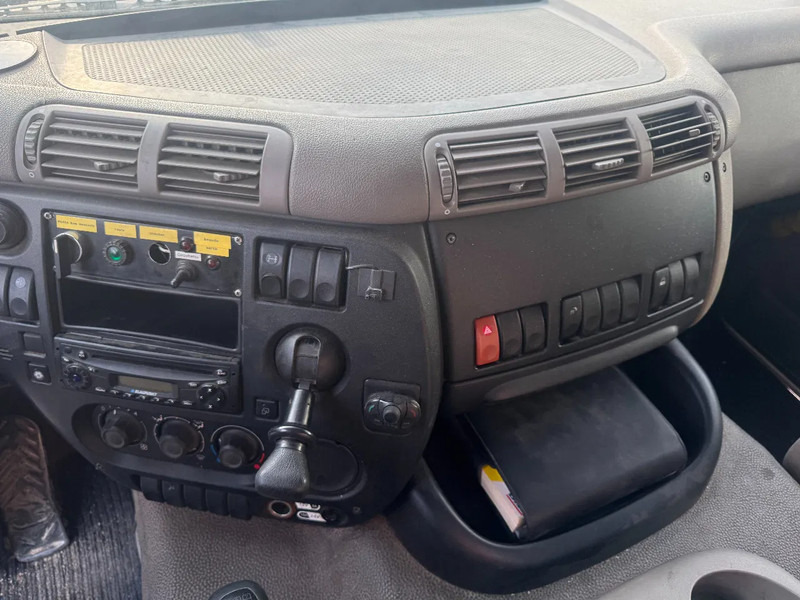 Kipper vrachtwagen DAF CF 85.410 4X2 PALFINGER PK 12000 + KIPPER