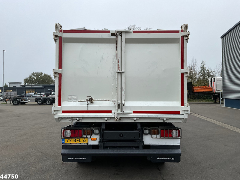Kipper vrachtwagen DAF FAN LF 220 Euro 6 Hiab 11 Tonmeter laadkraan Just 166.649 Km!