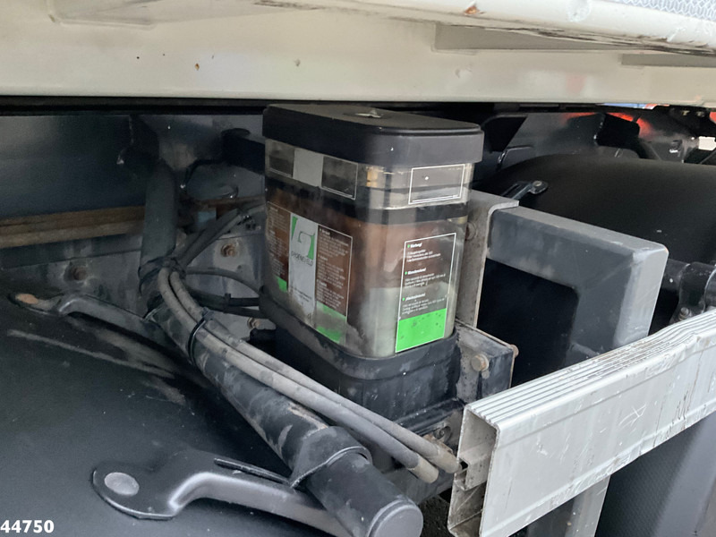 Kipper vrachtwagen DAF FAN LF 220 Euro 6 Hiab 11 Tonmeter laadkraan Just 166.649 Km!