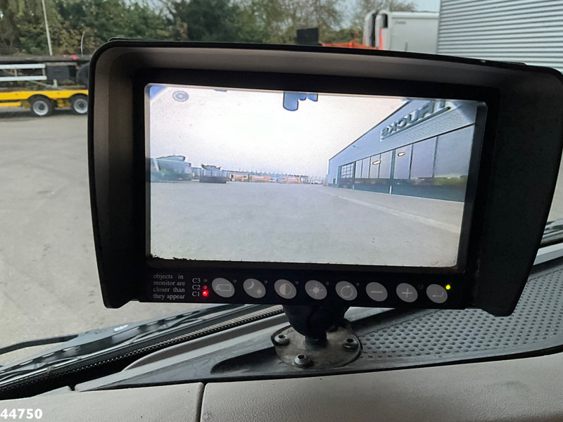 Kipper vrachtwagen DAF FAN LF 220 Euro 6 Hiab 11 Tonmeter laadkraan Just 166.649 Km!